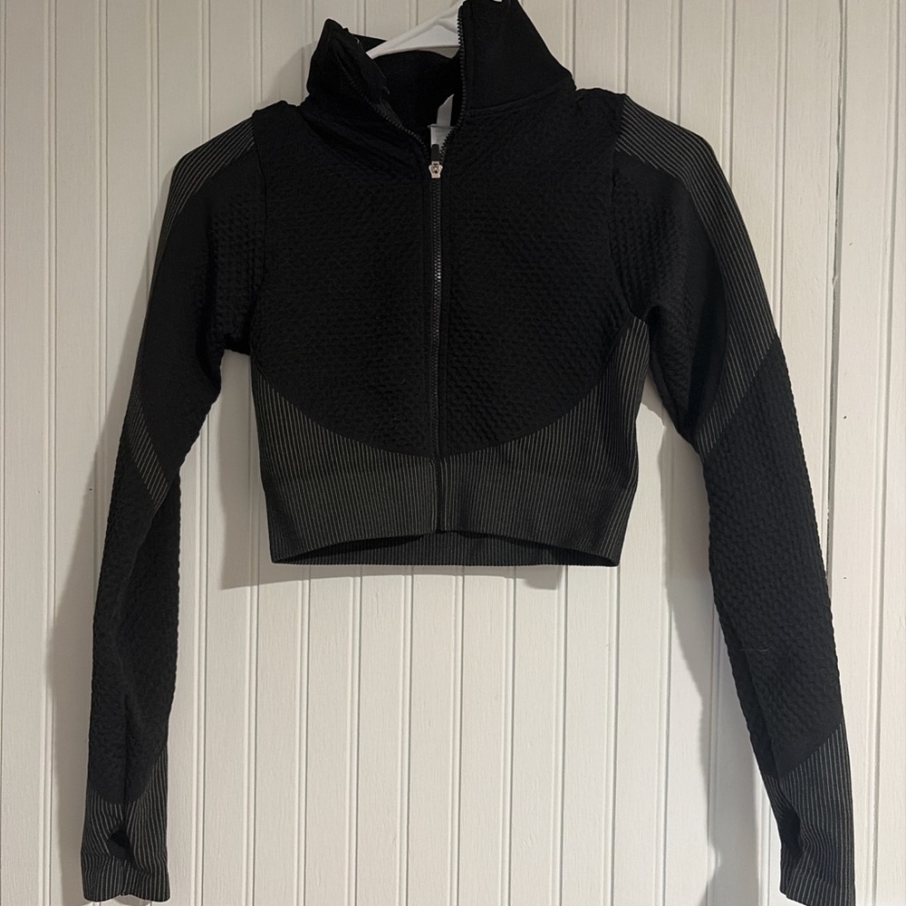 Women's Black Cropped Zip-Up Jacket